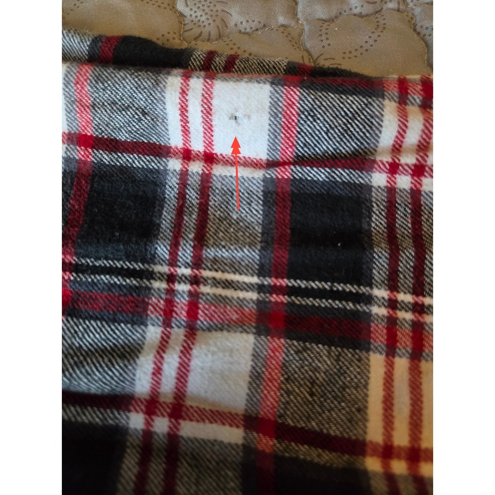Chaps Men's Large Plaid Flannel Button Down Shirt - Picture 6 of 10